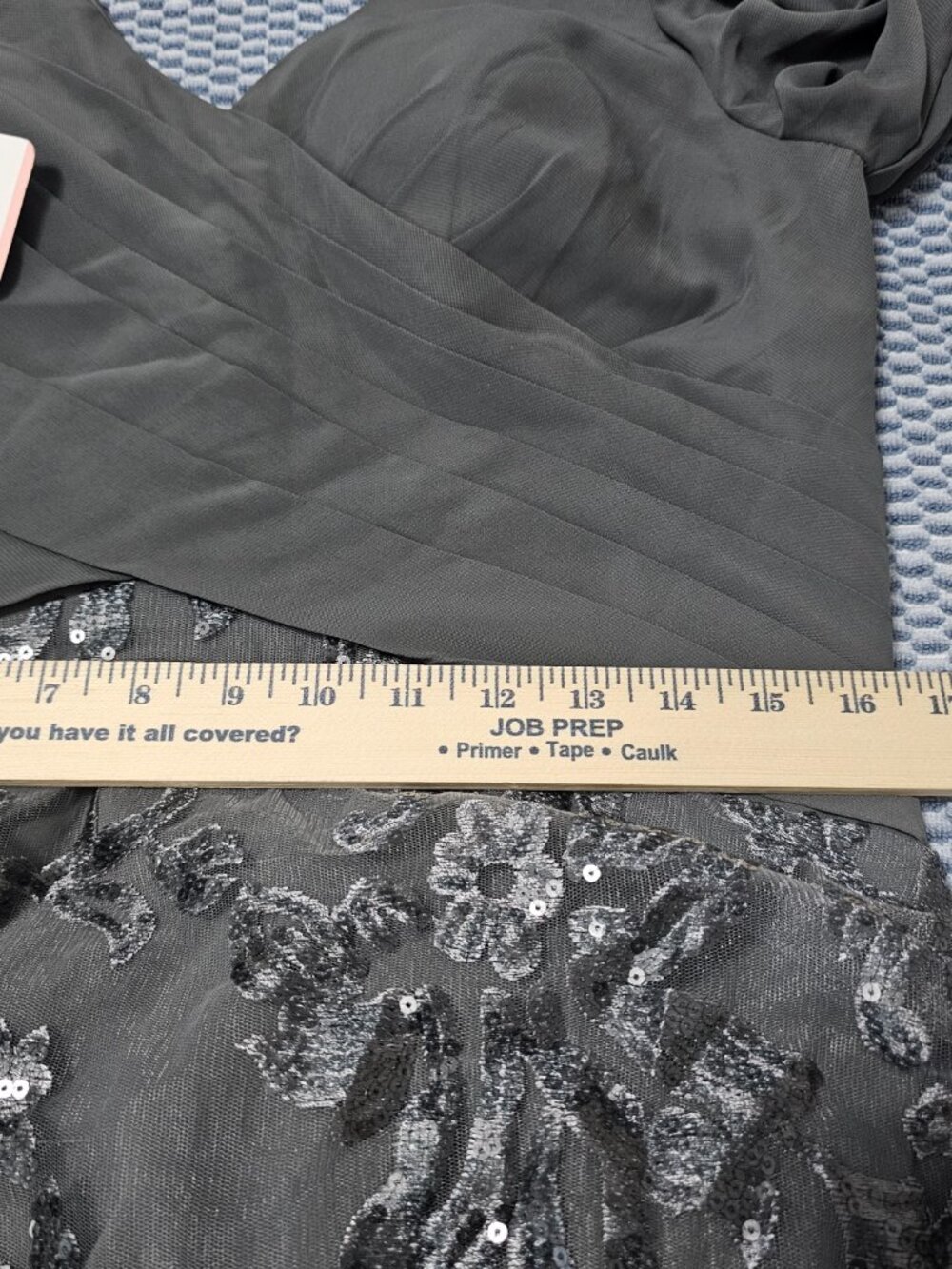 JJās House Gray Sequined Maxi Wedding Formal Gown ā Flutter Sleeve Size 12 NEW - Picture 5 of 5